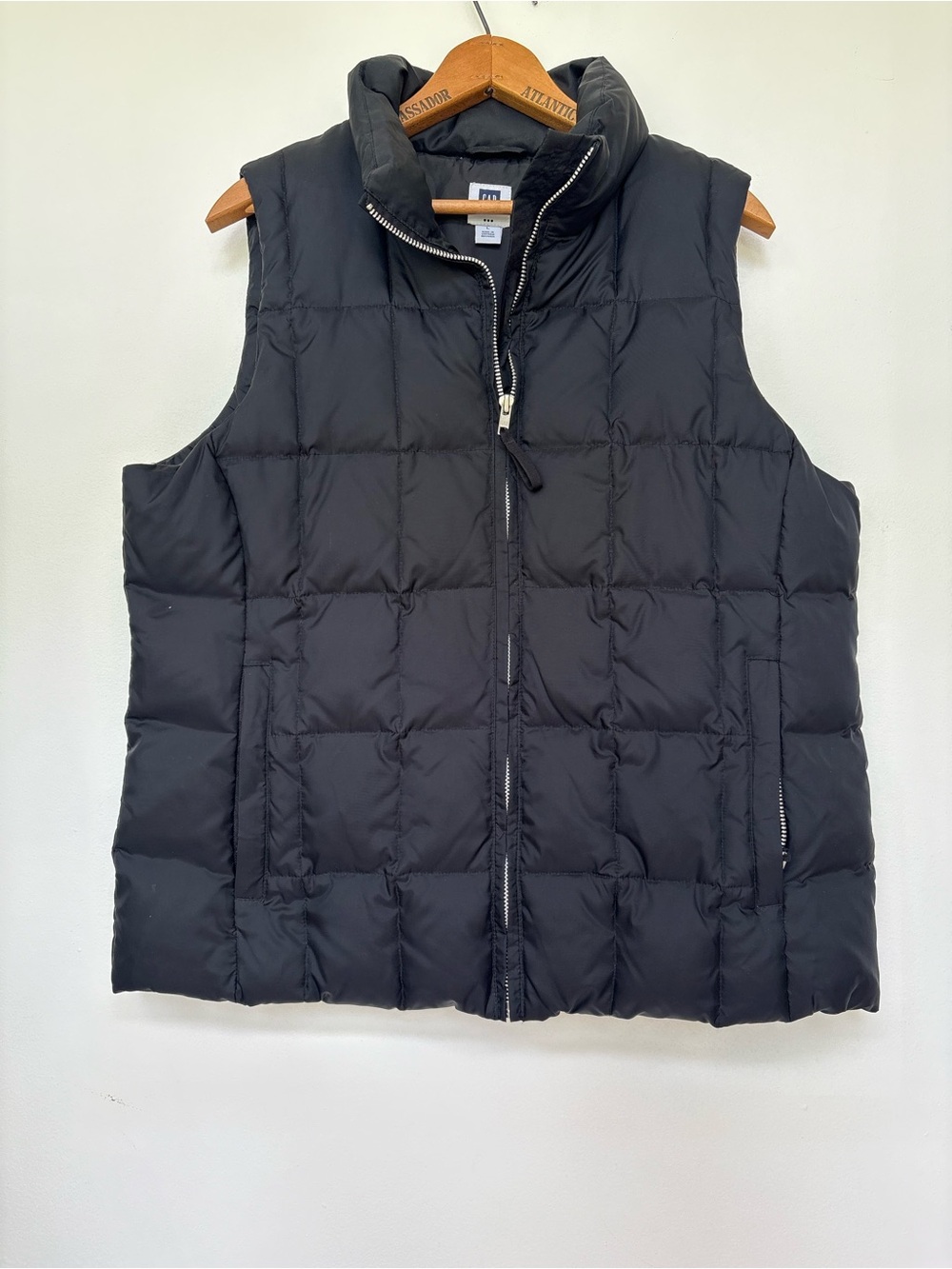 GAP Down Black Quilted Puffer Vest with Silver Zipper